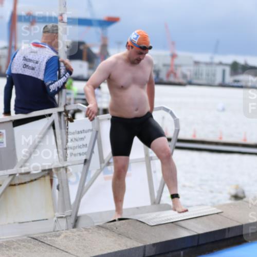 16.08.2026 - KN Förde Triathlon 2026 Antke Förster http://msf.ph/oto/9998317 16.08.2026 12:52:57 Schwimmen 604, 606, 716, 722, 735, 577, 610, 731, 743 meine-sportfotos.de