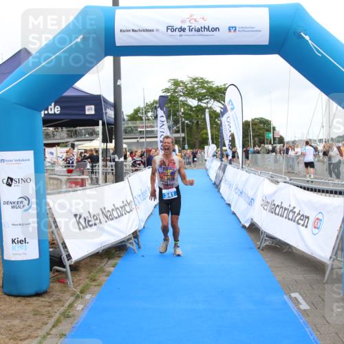 16.08.2026 - KN Förde Triathlon 2026 Markus Tischler http://msf.ph/oto/9998324 16.08.2026 12:06:00 Ziel 341, 341 meine-sportfotos.de