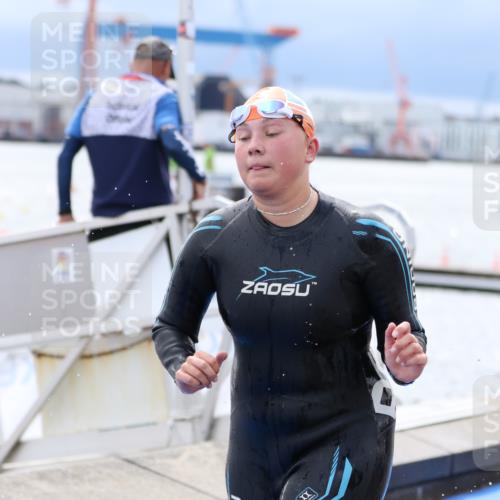 16.08.2026 - KN Förde Triathlon 2026 Antke Förster http://msf.ph/oto/9998339 16.08.2026 12:53:12 Schwimmen 577, 604, 716, 722, 731, 735, 743, 610 meine-sportfotos.de