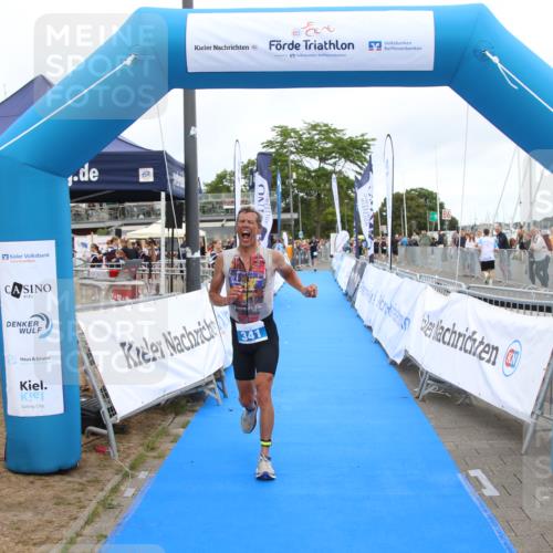 16.08.2026 - KN Förde Triathlon 2026 Markus Tischler http://msf.ph/oto/9998349 16.08.2026 12:06:00 Ziel 341, 341 meine-sportfotos.de