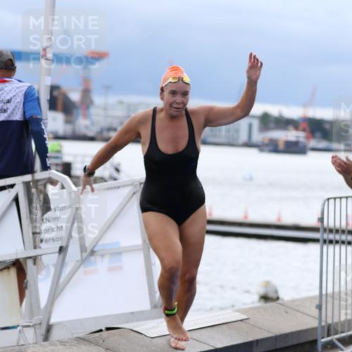 16.08.2026 - KN Förde Triathlon 2026 Antke Förster http://msf.ph/oto/9998378 16.08.2026 12:55:29 Schwimmen 747, 726, 738, 739 meine-sportfotos.de