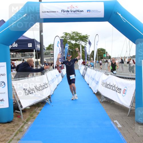 16.08.2026 - KN Förde Triathlon 2026 Markus Tischler http://msf.ph/oto/9998382 16.08.2026 12:06:10 Ziel 328, 328 meine-sportfotos.de