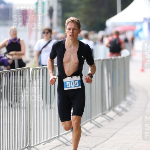 16.08.2026 - KN Förde Triathlon 2026 Antke Förster http://msf.ph/oto/9998467 16.08.2026 13:21:47 Laufen  meine-sportfotos.de
