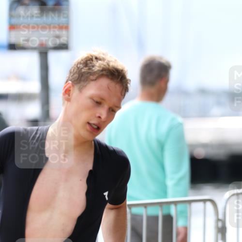 16.08.2026 - KN Förde Triathlon 2026 Antke Förster http://msf.ph/oto/9998475 16.08.2026 13:21:52 Laufen  meine-sportfotos.de