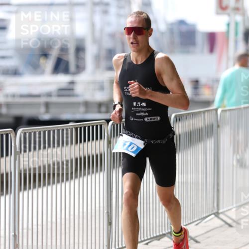 16.08.2026 - KN Förde Triathlon 2026 Antke Förster http://msf.ph/oto/9998476 16.08.2026 13:22:14 Laufen  meine-sportfotos.de