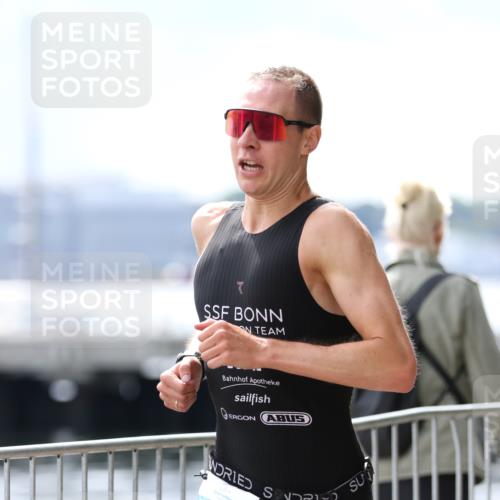 16.08.2026 - KN Förde Triathlon 2026 Antke Förster http://msf.ph/oto/9998479 16.08.2026 13:22:15 Laufen  meine-sportfotos.de