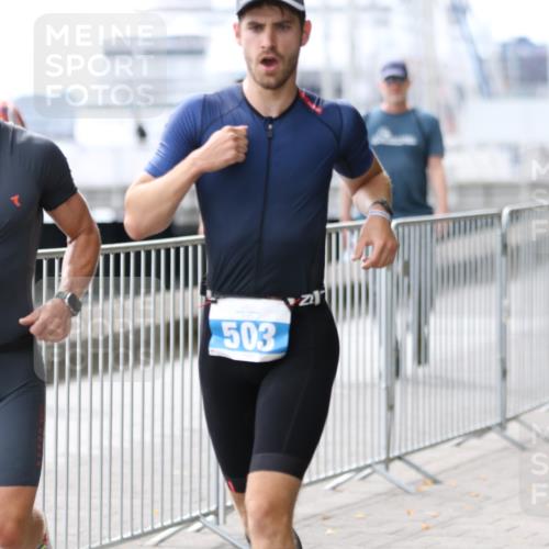 16.08.2026 - KN Förde Triathlon 2026 Antke Förster http://msf.ph/oto/9998510 16.08.2026 13:24:47 Laufen  meine-sportfotos.de