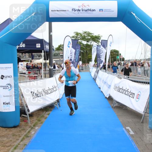 16.08.2026 - KN Förde Triathlon 2026 Markus Tischler http://msf.ph/oto/9998530 16.08.2026 12:07:25 Ziel 322, 322 meine-sportfotos.de