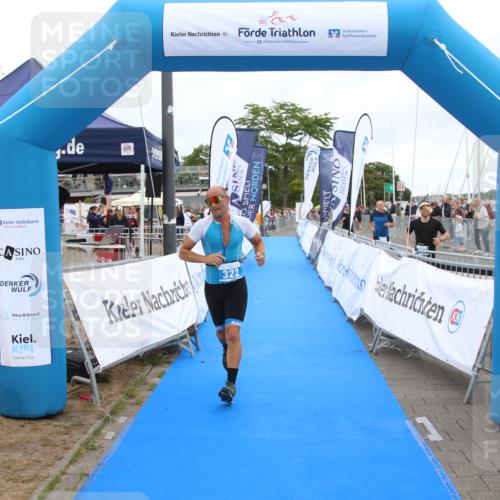 16.08.2026 - KN Förde Triathlon 2026 Markus Tischler http://msf.ph/oto/9998539 16.08.2026 12:07:25 Ziel 322, 322 meine-sportfotos.de