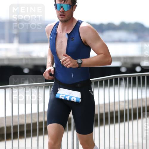 16.08.2026 - KN Förde Triathlon 2026 Antke Förster http://msf.ph/oto/9998549 16.08.2026 13:26:09 Laufen  meine-sportfotos.de