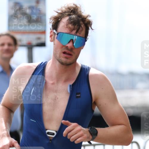 16.08.2026 - KN Förde Triathlon 2026 Antke Förster http://msf.ph/oto/9998551 16.08.2026 13:26:10 Laufen  meine-sportfotos.de