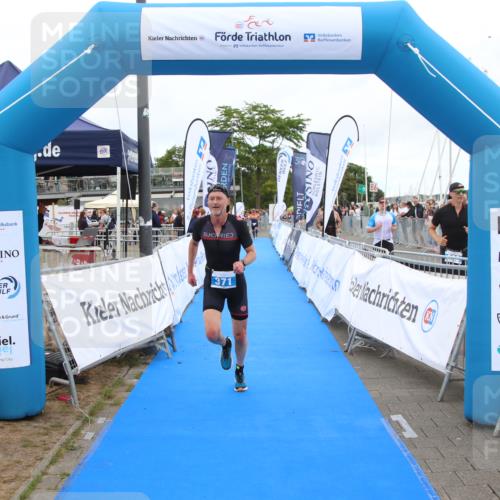 16.08.2026 - KN Förde Triathlon 2026 Markus Tischler http://msf.ph/oto/9998577 16.08.2026 12:07:52 Ziel 371, 371 meine-sportfotos.de