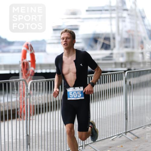 16.08.2026 - KN Förde Triathlon 2026 Antke Förster http://msf.ph/oto/9998610 16.08.2026 13:28:35 Laufen  meine-sportfotos.de