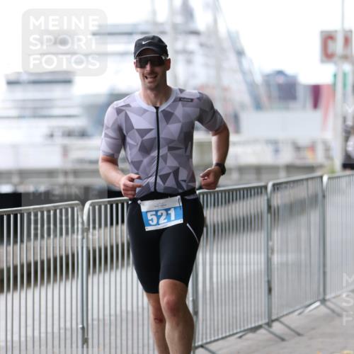 16.08.2026 - KN Förde Triathlon 2026 Antke Förster http://msf.ph/oto/9998621 16.08.2026 13:28:48 Laufen  meine-sportfotos.de