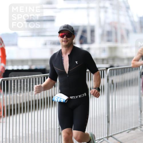 16.08.2026 - KN Förde Triathlon 2026 Antke Förster http://msf.ph/oto/9998628 16.08.2026 13:28:57 Laufen  meine-sportfotos.de