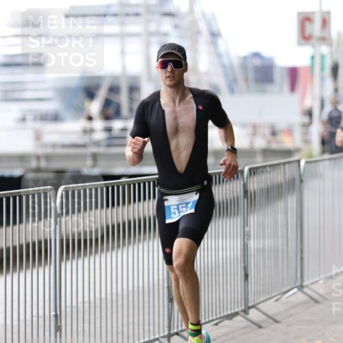 16.08.2026 - KN Förde Triathlon 2026 Antke Förster http://msf.ph/oto/9998645 16.08.2026 13:29:23 Laufen  meine-sportfotos.de