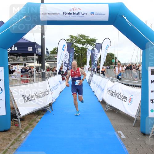16.08.2026 - KN Förde Triathlon 2026 Markus Tischler http://msf.ph/oto/9998665 16.08.2026 12:08:15 Ziel 343, 343 meine-sportfotos.de