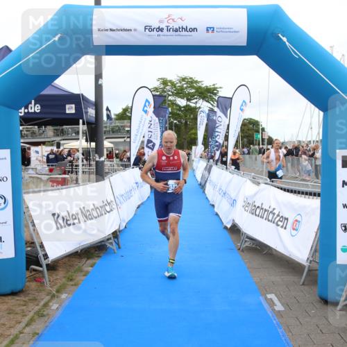 16.08.2026 - KN Förde Triathlon 2026 Markus Tischler http://msf.ph/oto/9998675 16.08.2026 12:08:15 Ziel 343, 343 meine-sportfotos.de