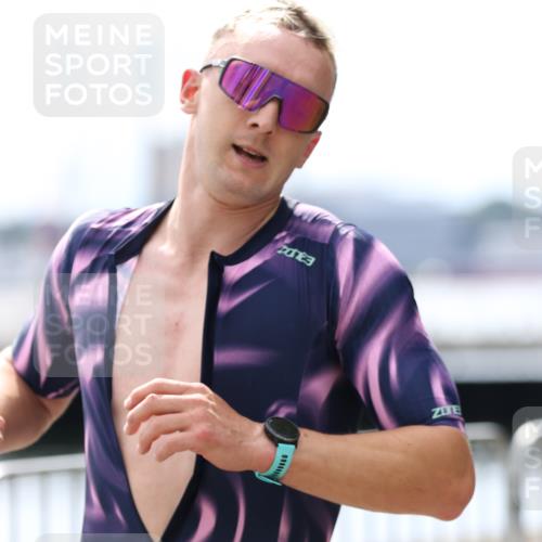 16.08.2026 - KN Förde Triathlon 2026 Antke Förster http://msf.ph/oto/9998688 16.08.2026 13:30:49 Laufen  meine-sportfotos.de