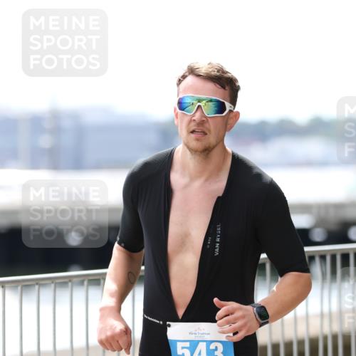 16.08.2026 - KN Förde Triathlon 2026 Antke Förster http://msf.ph/oto/9998693 16.08.2026 13:30:57 Laufen  meine-sportfotos.de