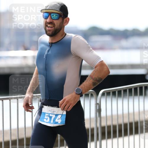 16.08.2026 - KN Förde Triathlon 2026 Antke Förster http://msf.ph/oto/9998748 16.08.2026 13:32:32 Laufen  meine-sportfotos.de