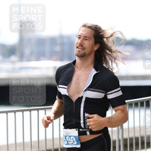 16.08.2026 - KN Förde Triathlon 2026 Antke Förster http://msf.ph/oto/9998766 16.08.2026 13:32:47 Laufen  meine-sportfotos.de
