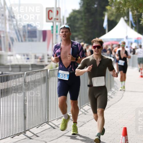 16.08.2026 - KN Förde Triathlon 2026 Antke Förster http://msf.ph/oto/9998777 16.08.2026 13:33:10 Laufen  meine-sportfotos.de
