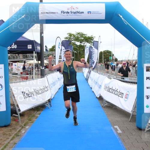 16.08.2026 - KN Förde Triathlon 2026 Markus Tischler http://msf.ph/oto/9998788 16.08.2026 12:08:42 Ziel 390, 390 meine-sportfotos.de