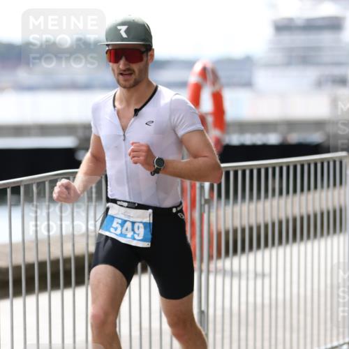 16.08.2026 - KN Förde Triathlon 2026 Antke Förster http://msf.ph/oto/9998815 16.08.2026 13:33:54 Laufen  meine-sportfotos.de