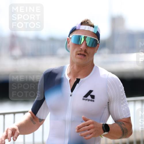 16.08.2026 - KN Förde Triathlon 2026 Antke Förster http://msf.ph/oto/9998835 16.08.2026 13:34:13 Laufen  meine-sportfotos.de