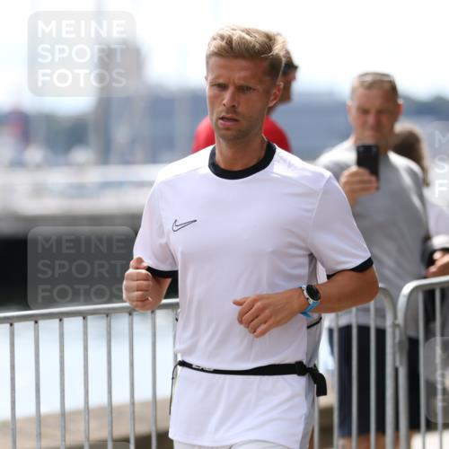 16.08.2026 - KN Förde Triathlon 2026 Antke Förster http://msf.ph/oto/9998843 16.08.2026 13:34:55 Laufen  meine-sportfotos.de