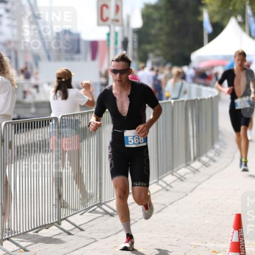 16.08.2026 - KN Förde Triathlon 2026 Antke Förster http://msf.ph/oto/9998847 16.08.2026 13:35:05 Laufen  meine-sportfotos.de