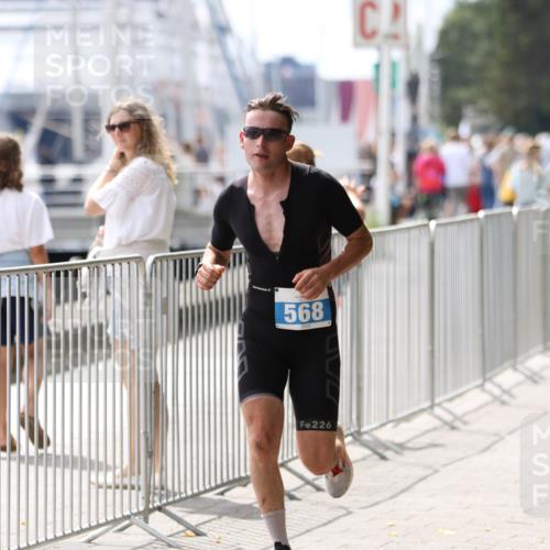 16.08.2026 - KN Förde Triathlon 2026 Antke Förster http://msf.ph/oto/9998848 16.08.2026 13:35:05 Laufen  meine-sportfotos.de