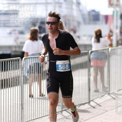 16.08.2026 - KN Förde Triathlon 2026 Antke Förster http://msf.ph/oto/9998849 16.08.2026 13:35:06 Laufen  meine-sportfotos.de