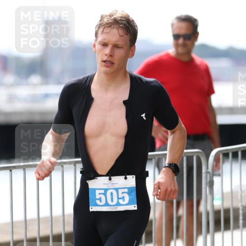 16.08.2026 - KN Förde Triathlon 2026 Antke Förster http://msf.ph/oto/9998856 16.08.2026 13:35:10 Laufen  meine-sportfotos.de