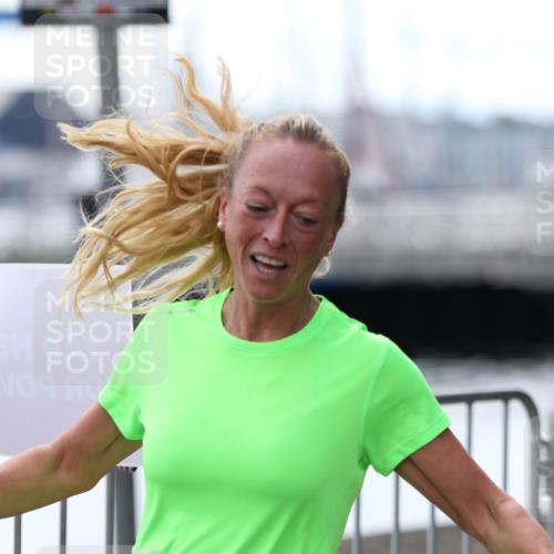 16.08.2026 - KN Förde Triathlon 2026 Antke Förster http://msf.ph/oto/9998873 16.08.2026 13:35:51 Laufen  meine-sportfotos.de