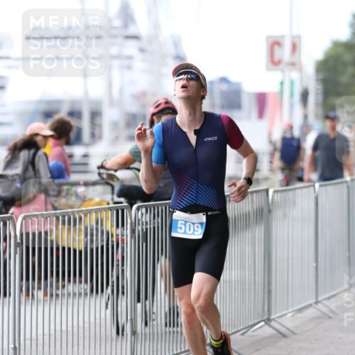 16.08.2026 - KN Förde Triathlon 2026 Antke Förster http://msf.ph/oto/9998878 16.08.2026 13:35:57 Laufen  meine-sportfotos.de
