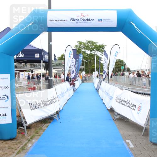 16.08.2026 - KN Förde Triathlon 2026 Markus Tischler http://msf.ph/oto/9998888 16.08.2026 12:10:23 Ziel  meine-sportfotos.de