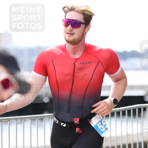 16.08.2026 - KN Förde Triathlon 2026 Antke Förster http://msf.ph/oto/9998897 16.08.2026 13:36:08 Laufen  meine-sportfotos.de