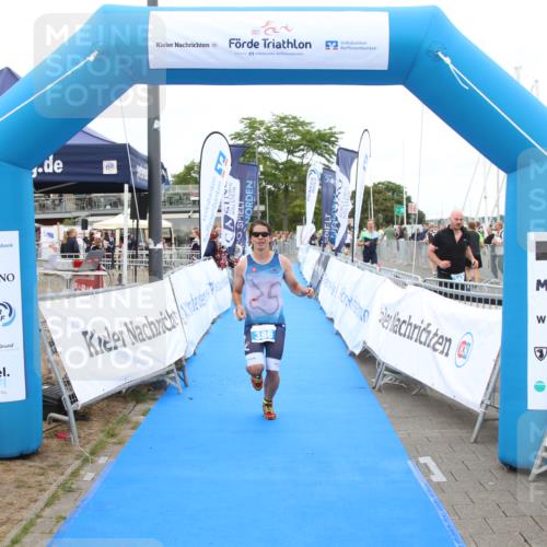 16.08.2026 - KN Förde Triathlon 2026 Markus Tischler http://msf.ph/oto/9998923 16.08.2026 12:10:58 Ziel 386, 386 meine-sportfotos.de