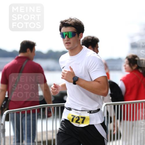 16.08.2026 - KN Förde Triathlon 2026 Antke Förster http://msf.ph/oto/9998927 16.08.2026 13:36:42 Laufen  meine-sportfotos.de