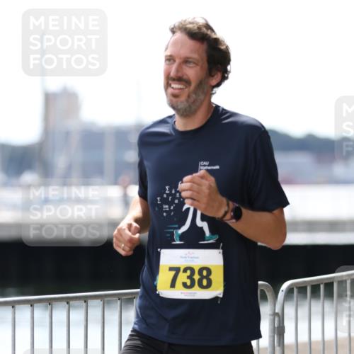 16.08.2026 - KN Förde Triathlon 2026 Antke Förster http://msf.ph/oto/9998957 16.08.2026 13:37:27 Laufen  meine-sportfotos.de
