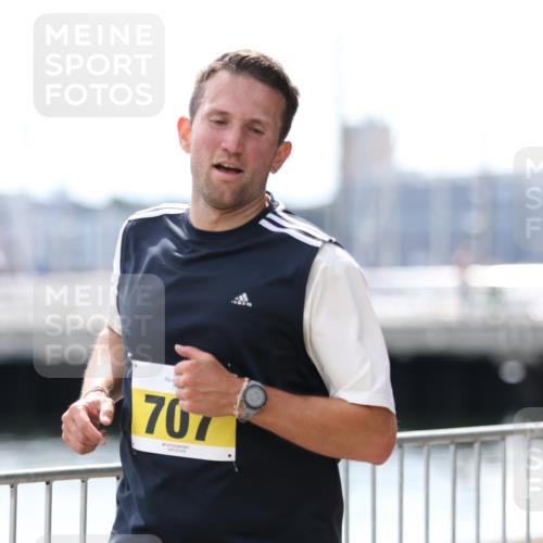 16.08.2026 - KN Förde Triathlon 2026 Antke Förster http://msf.ph/oto/9998966 16.08.2026 13:37:33 Laufen  meine-sportfotos.de