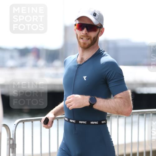 16.08.2026 - KN Förde Triathlon 2026 Antke Förster http://msf.ph/oto/9998967 16.08.2026 13:37:34 Laufen  meine-sportfotos.de