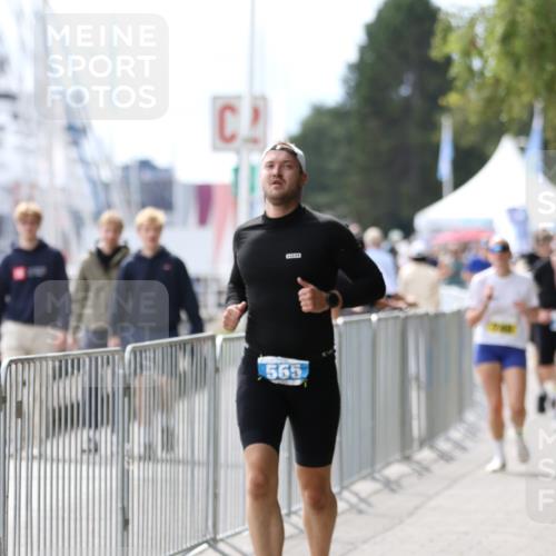 16.08.2026 - KN Förde Triathlon 2026 Antke Förster http://msf.ph/oto/9998986 16.08.2026 13:38:06 Laufen  meine-sportfotos.de