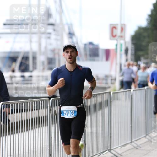 16.08.2026 - KN Förde Triathlon 2026 Antke Förster http://msf.ph/oto/9999000 16.08.2026 13:38:19 Laufen  meine-sportfotos.de