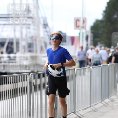16.08.2026 - KN Förde Triathlon 2026 Antke Förster http://msf.ph/oto/9999004 16.08.2026 13:38:22 Laufen  meine-sportfotos.de