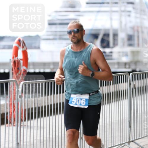 16.08.2026 - KN Förde Triathlon 2026 Antke Förster http://msf.ph/oto/9999011 16.08.2026 13:38:29 Laufen  meine-sportfotos.de
