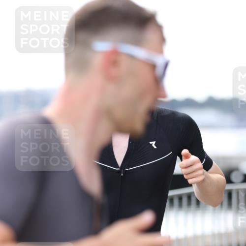 16.08.2026 - KN Förde Triathlon 2026 Antke Förster http://msf.ph/oto/9999024 16.08.2026 13:38:38 Laufen  meine-sportfotos.de