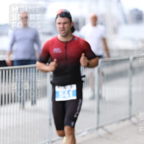 16.08.2026 - KN Förde Triathlon 2026 Antke Förster http://msf.ph/oto/9999046 16.08.2026 13:38:54 Laufen  meine-sportfotos.de